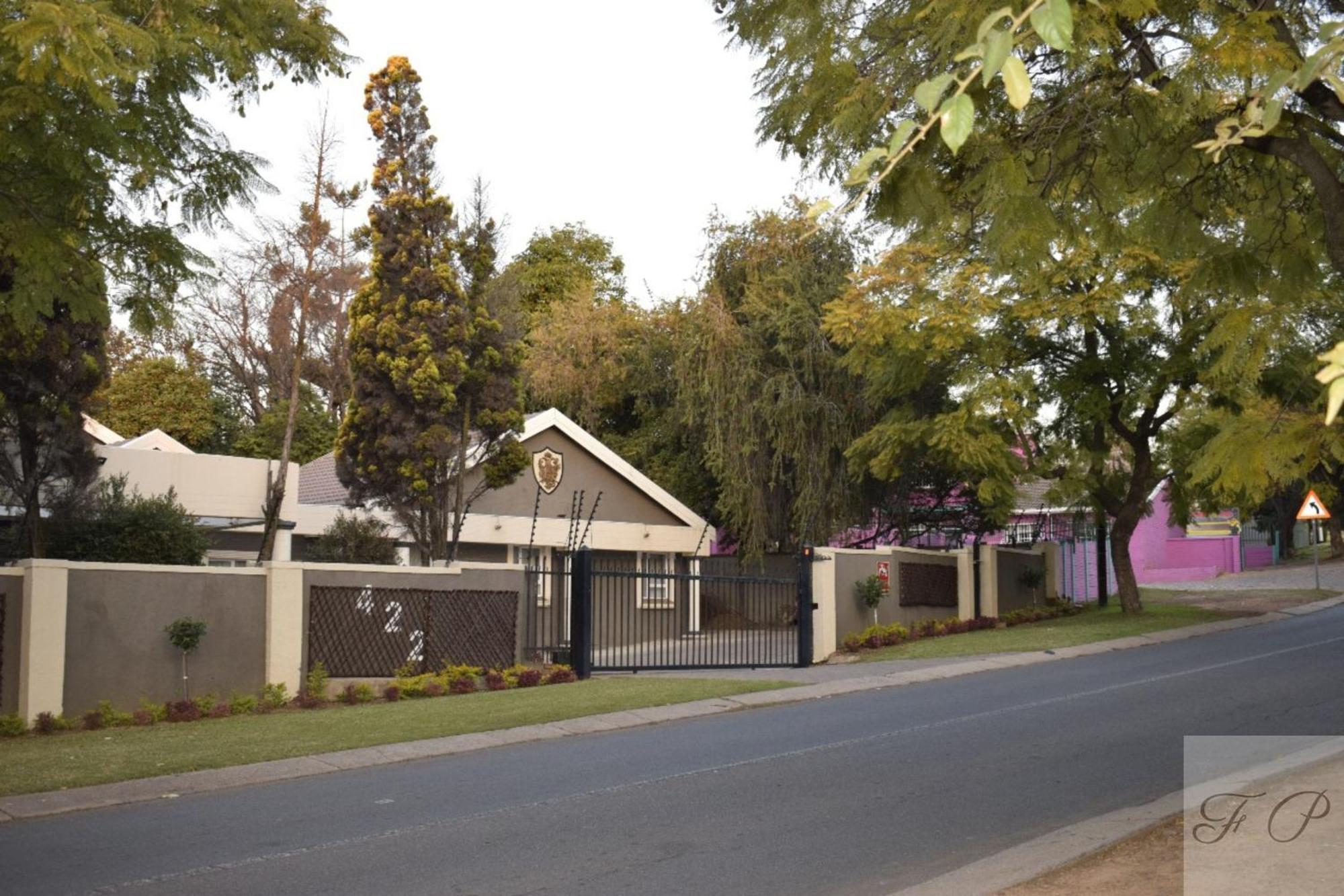The Elephant Room At Frederick'S Place Pretoria-Noord エクステリア 写真